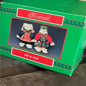 House of Lloyd Christmas Hip & Hop Bear Set